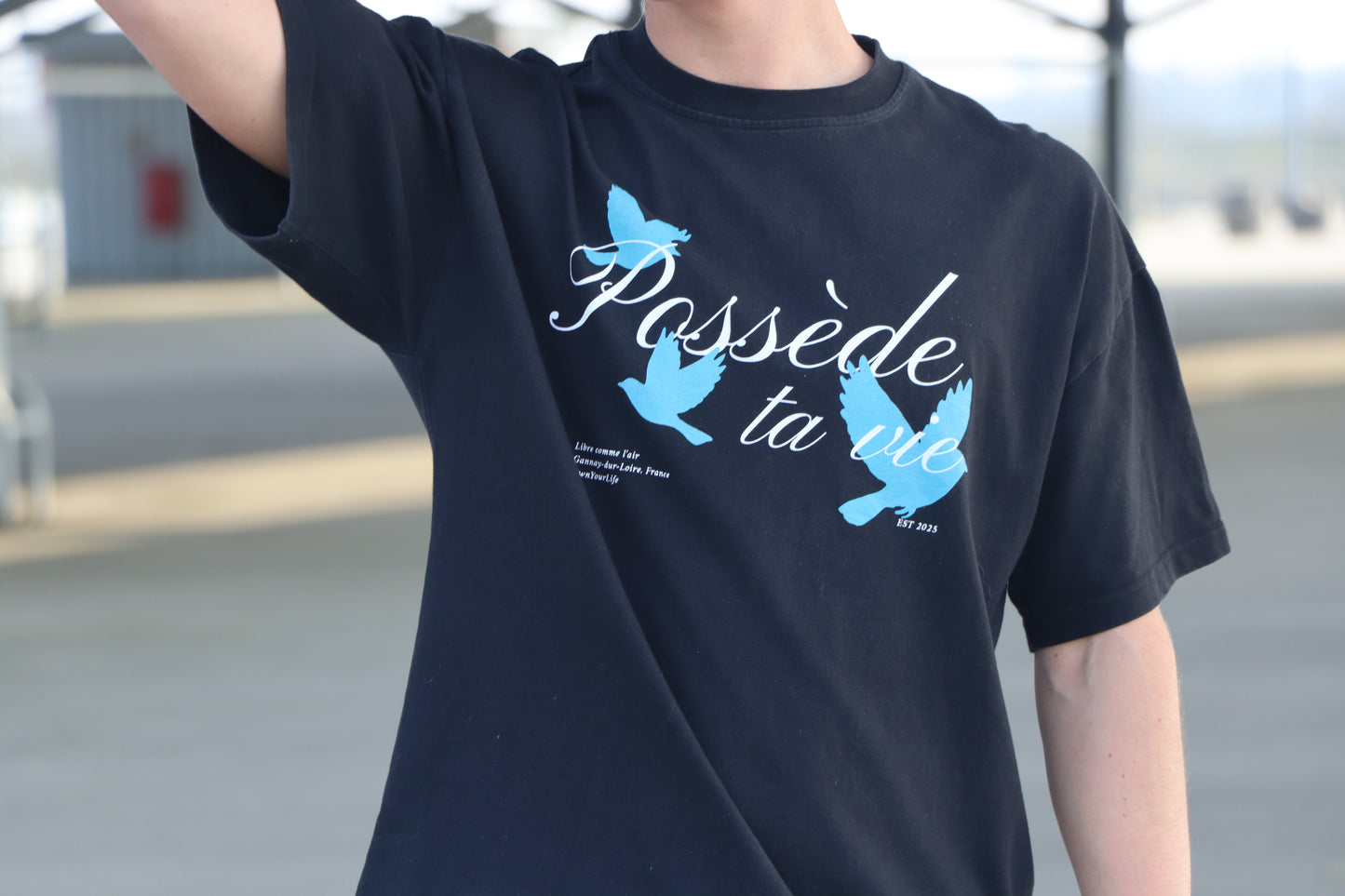 POSSÈDE TA VIE T-SHIRT BLACK